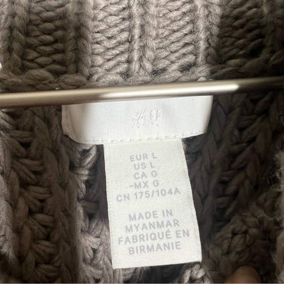 H&M Womens Chunky Slouchy High Neck Long Sleeve Knit Sweater Size Large Wool - Picture 8 of 9
